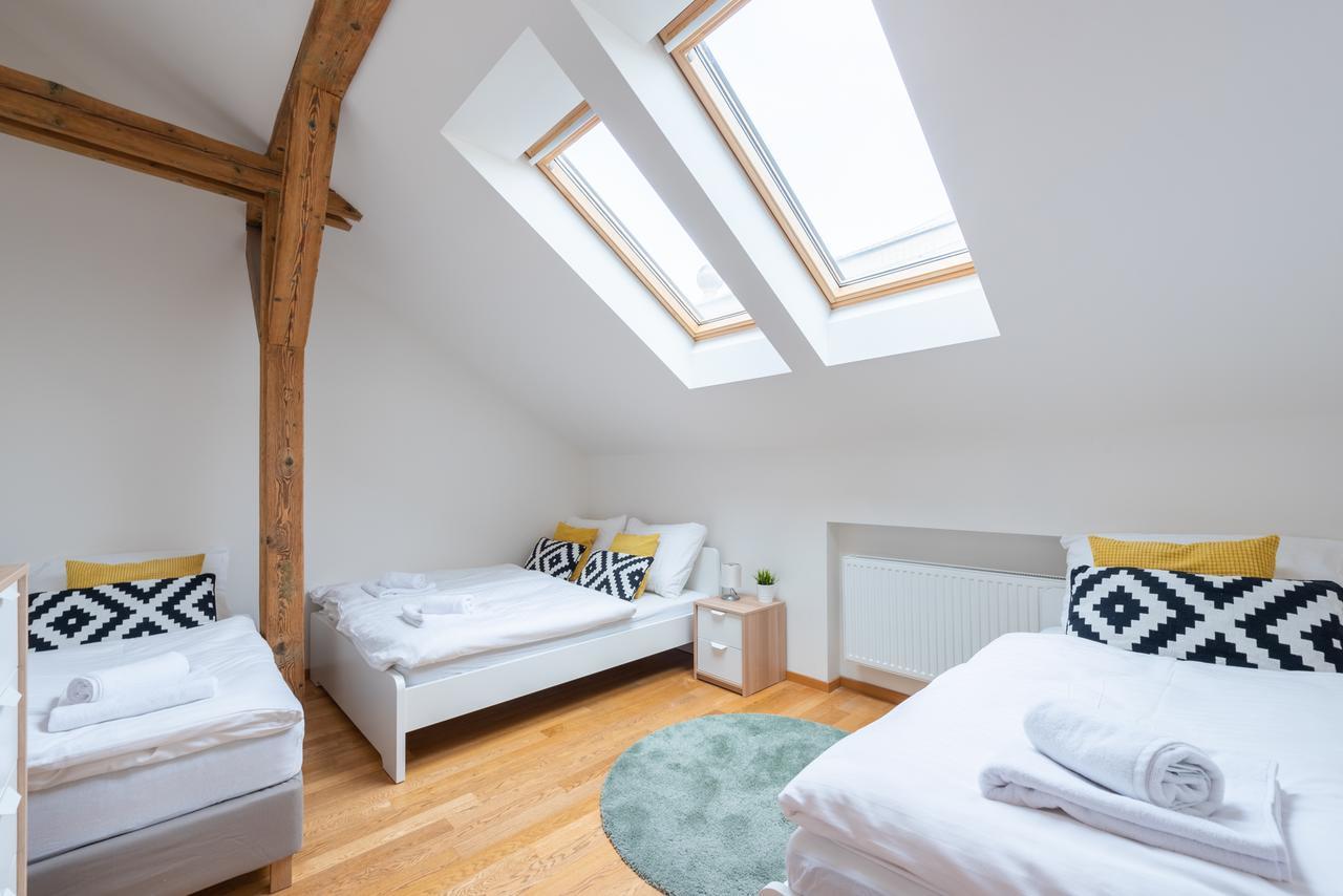 Poppy Apartment Прага Екстериор снимка