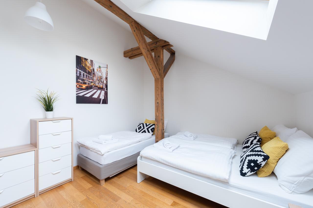 Poppy Apartment Прага Екстериор снимка