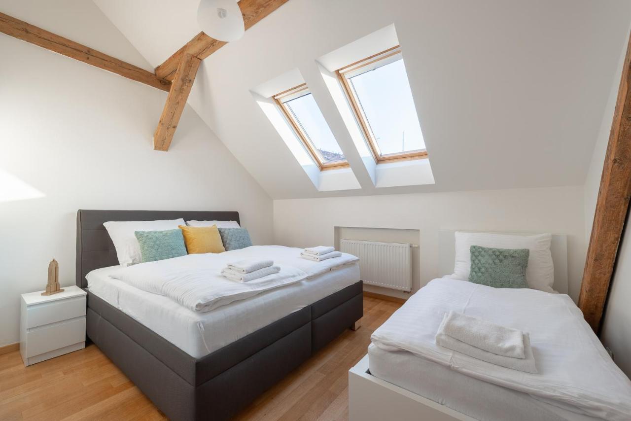 Poppy Apartment Прага Екстериор снимка